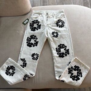 Denim Tears x Levi’s White Wreath Jeans
